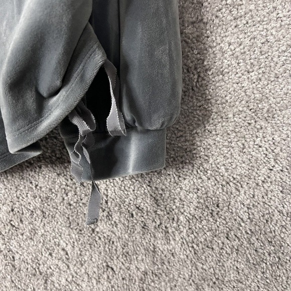 Isabel Maternity Shirt Womens Large Grey Velour Long Sleeve V-Neck Side Ruch - Picture 3 of 9